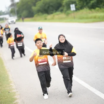 Runner Photo 2073432