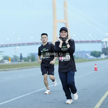 Runner Photo 2073457