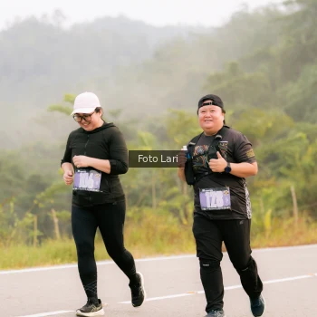 Runner Photo 2073474