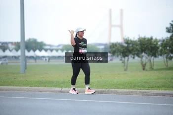 Runner Photo 2073489