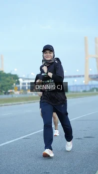 Runner Photo 2073511