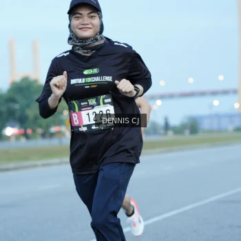 Runner Photo 2073529