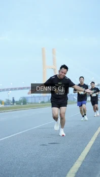 Runner Photo 2073567