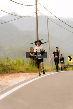 Runner Photo 2073578