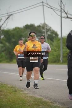 Runner Photo 2073596