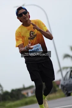 Runner Photo 2073610