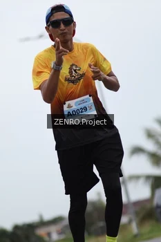 Runner Photo 2073614
