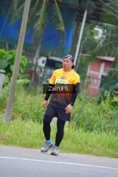 Runner Photo 2073617
