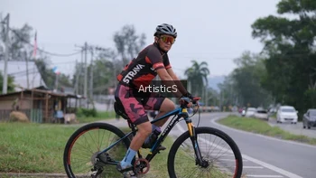 Runner Photo 2073627