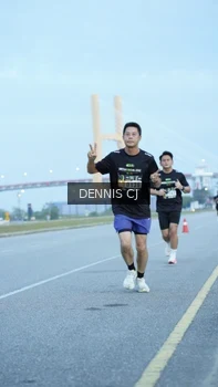 Runner Photo 2073629