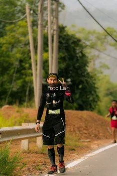 Runner Photo 2073640