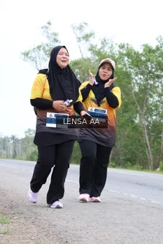 Runner Photo 2073642