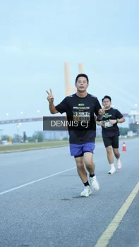 Runner Photo 2073647