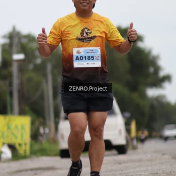 Runner Photo 2073676