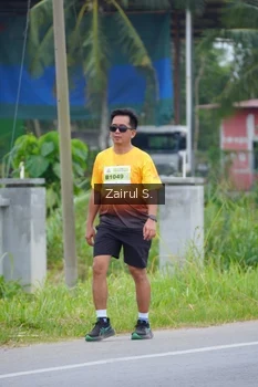 Runner Photo 2073684