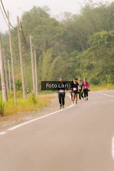 Runner Photo 2073686