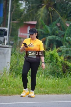 Runner Photo 2073702