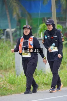 Runner Photo 2073717