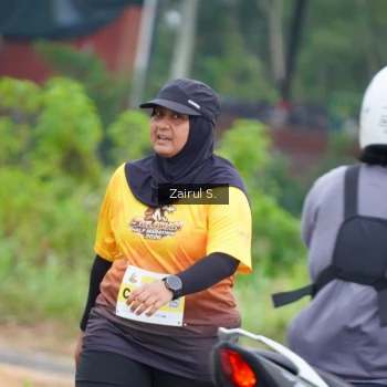 Runner Photo 2073762