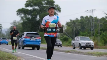 Runner Photo 2073840