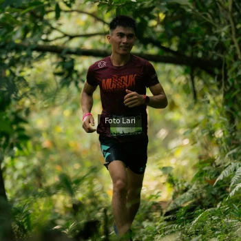 Runner Photo 2073843