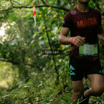 Runner Photo 2073869