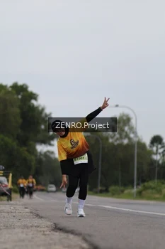 Runner Photo 2073896