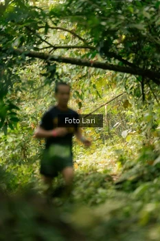 Runner Photo 2073940