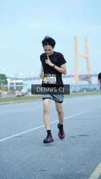Runner Photo 2073978