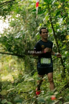 Runner Photo 2073982