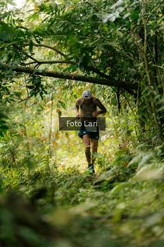 Runner Photo 2074057