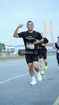 Runner Photo 2074064