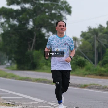 Runner Photo 2074081