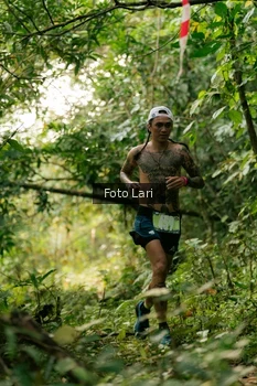 Runner Photo 2074090