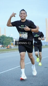 Runner Photo 2074103