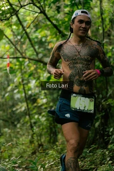 Runner Photo 2074108
