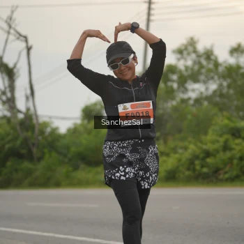Runner Photo 2074121