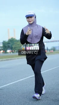 Runner Photo 2074174