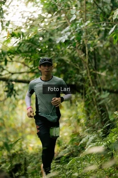 Runner Photo 2074181