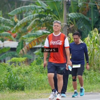 Runner Photo 2074194