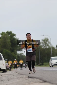 Runner Photo 2074201