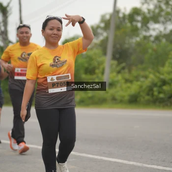 Runner Photo 2074209