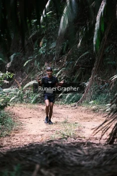 Runner Photo 2074214