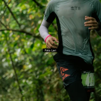 Runner Photo 2074217