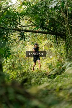 Runner Photo 2074225