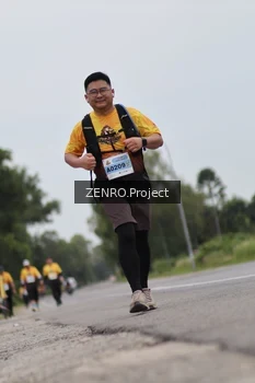 Runner Photo 2074271