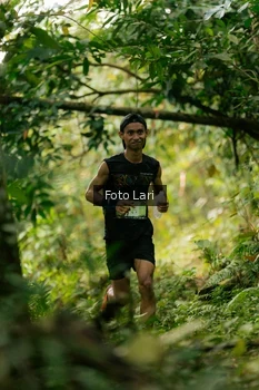 Runner Photo 2074272