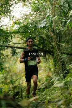 Runner Photo 2074278