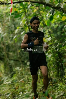 Runner Photo 2074311