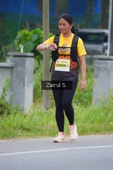 Runner Photo 2074355